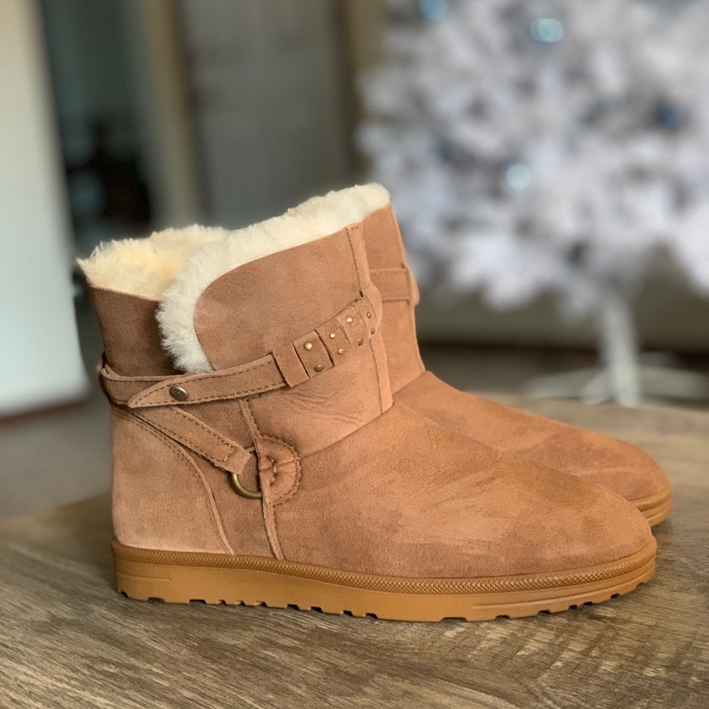 ABEO Regina Tan Sheepskin Boots